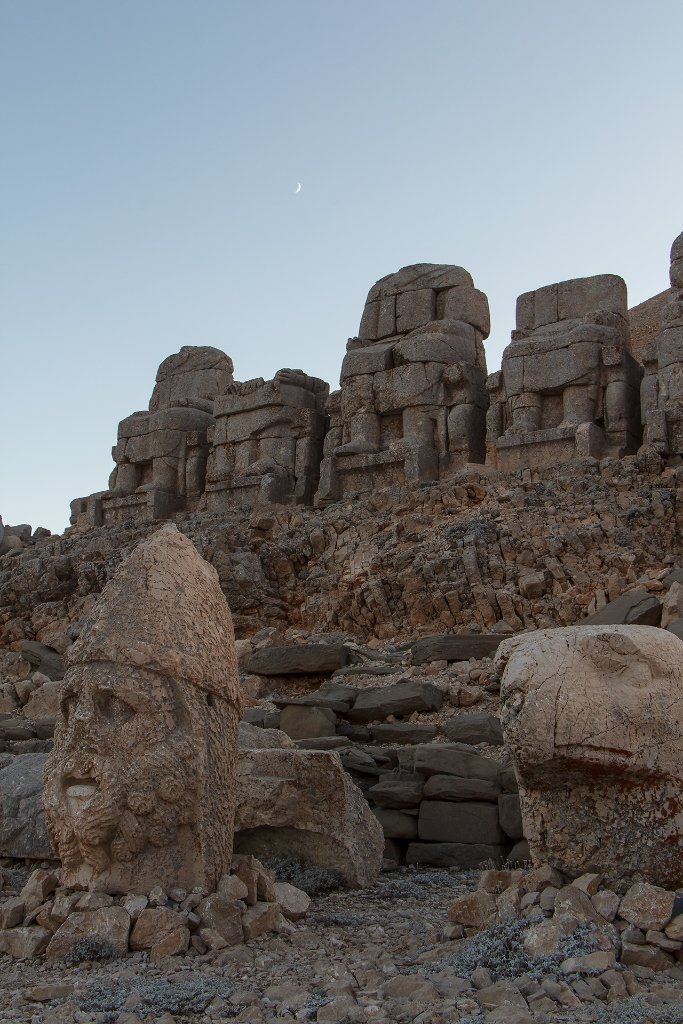 13 on the Nemrut Daği Summit.jpg